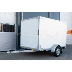 Gesloten aanhangwagen ongeremde enkelasser, merk Twins Trailers, afmeting 257x157x150 cm, met twee achterdeuren, bruto laadvermogen 750kg.