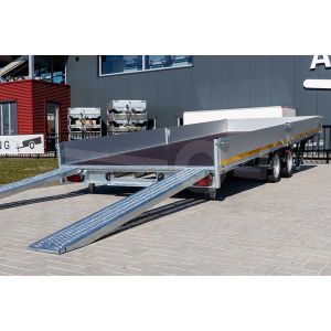 Door de kantelbare laadbak heeft de Eduard multitransporter 506x200cm bruto totaalgewicht 3500kg laadvloerhoogte 63cm een lage oprijhoek