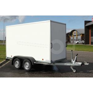 Power Trailer tandemas gesloten aanhangwagen, afmeting 307x150x150cm, bruto laadvermogen 750kg geremd