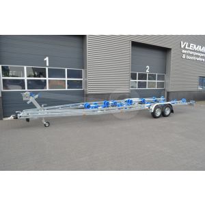 Vlemmix Flex-Roll boottrailer 920x255cm (lxb), bruto 3500kg (netto 2800kg), tandemas geremd.