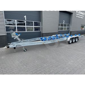 Vlemmix Flex-Roll boottrailer 920x255cm (lxb), bruto 3500kg (netto 2760kg), tridem (3 asssen van 1350kg) geremd.