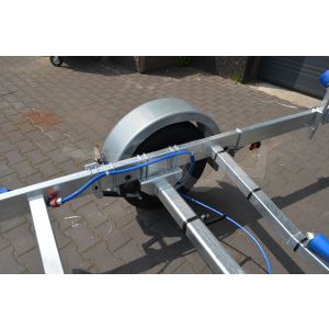 Spoelsysteem voor een tandemas Vlemmix boottrailer