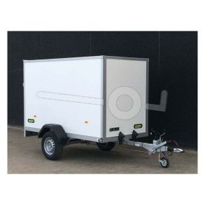 Gesloten aanhangwagen 255x128x153cm (lxbxh), WEB K 251215-13-13, Bruto 1300kg (935kg netto), Witte Plywood-panelen met PP toplaag, Eén achterdeur, Vloerhoogte 55cm, Banden 165 R13, Enkelas geremd.