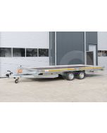 Autoambulance Eduard 506x220 cm met dichte laadvloer, aluminium borden, kabellier en oprijplaten laadvloerhoogte 63cm bruto laadvermogen 3500kg