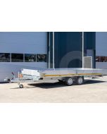 Eduard multitransporter met lier en oprijplaten. Afmeting 506x200cm met 30cm borden. Laadvloerhoogte 63cm. Bruto laadvermogen 3500kg.