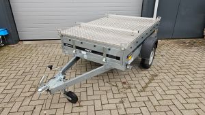 Demo bagagewagen 205x131, bruto 750kg (584 netto), metalen borden en aluminium deksel, banden 13", enkelas ongeremd