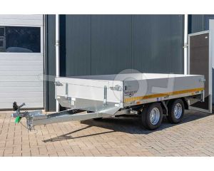 Eduard ongeremde tandemasser plateauwagen 2514-2-PB30-075-63 met een laadbak van 250x145 voorzien van 30cm hoge aluminium borden, een bruto laadvermogen van 750kg en een laadvloerhoogte van 63cm.