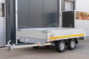 Vooraanzicht Eduard plateauwagen 2615-2-PB30-075-56-2 260x150cm ongeremde tandemas 10" wielen met 145/80R10 banden