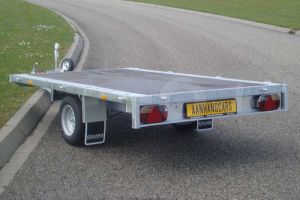 Eduard enkelas vlakke plateauwagen 2615-3-PV-150-56 zonder borden, afmeting 260x150cm, bruto laadvermogen 1500kg en laadvloerhoogte 56cm