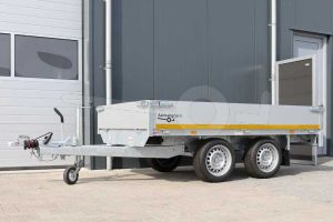 Plateauwagen Eduard afmeting 260x150cm, 30cm aluminium borden, bruto laadvermogen 2700kg, laadvloerhoogte 63cm