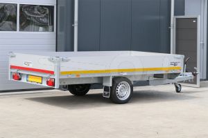 Enkelas plateauwagen Eduard afmeting 310x180cm, laadvloerhoogte 63cm, bruto laadvermogen 1500kg, met 30cm aluminium borden
