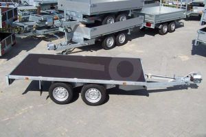 Eduard plateauwagen 3118-4-PV-270-72, Lxb 310x180cm, Bruto 2700kg (2213kg netto), Lvh 72cm, Vlak zonder borden, Tandemas geremd, Banden 195/65R14