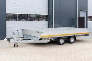 Eduard geremde tandemasser plateauwagen 3520-4-PB40-270-56, afmeting 356x200cm met 40cm borden, bruto laadvermogen 2700kg, laadvloerhoogte 56cm op bandenmaat 195/55R10