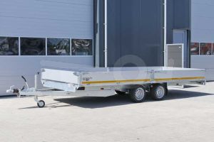 Plateauwagen Eduard met 30cm hoge aluminium borden, afmeting 506x200cm, laadvloerhoogte 63cm en bruto laadvermogen 2700kg.