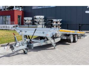 Eduard kantelbare autotransporter 5520-4-AO1-3563-J, Lxb 556x200cm, Bruto 3500kg (2610kg netto), Lvh 63cm, Alu borden 10cm, Tandemas geremd, Banden 195/50R13, Met oprijplaten. Handmatige bediening.