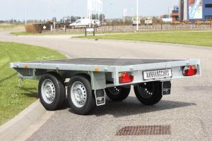 Eduard tandemas multitransporter zonder borden 260x150cm 750kg ongeremd lvh 63cm