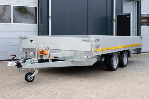 Vooraanzicht Eduard multitransporter 4018-4-PMB30-300-63 30cm laadborden 406x180cm bruto laadvermogen 3000kg laadvloerhoogte 63cm