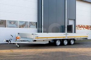 Eduard multitransporter 4022-5-PMB40-350-56, Lxb 406x220cm, Bruto 3500kg (2707kg netto), Lvh 56cm, Alu borden 40cm, Drieasser geremd, Banden 195/55R10, Met oprijplaten en lier.