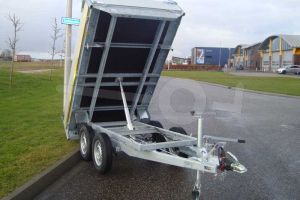 Eduard kipper tandemas achterwaarts met handpomp 260x150cm 2500kg