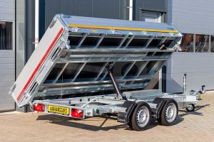 Eduard 3-zijdige kipper met oprijplaten 3116-4-3OB40-270-J-72