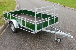 Verhuur open wagen bakmaat 250x130 (lxb), Netto laadvermogen 500kg (B rijbewijs), weekend