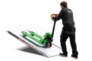 Aluminium oprijplaat extra breed metalmec MPC4000