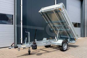 Humbaur kipper HUK 132314,  230x140cm (lxb), bruto 1300kg (900 netto), achterwaarts kippend, handmatig, laadvloerhoogte 64cm, 30cm aluminium borden, banden 13", enkelas 