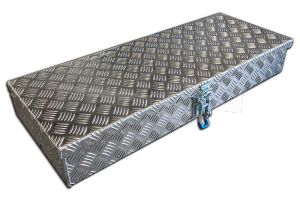Aluminium materiaalkist 90 x 38 x 15 cm met spansluiting met terugliggend deksel