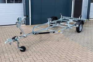 Boottrailer Martz Yacht 750 voor motorboot