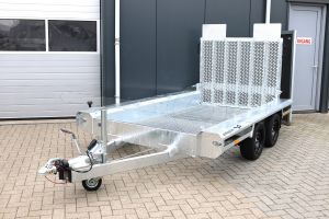 Vlemmix Machinetransporter, 300x150cm (lxb laadbak), bruto 3500kg (2800kg netto), banden 195/50R13, tandemas.