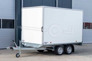 Power Trailer gesloten plateau aanhangwagen (lxbxh) 307x160x188cm, model GEPLA NR.4, Bruto 3000kg, witte glad plywood panelen met polyester coating (ook wit dak), Tandemas geremd.