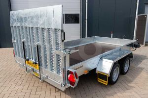 Humbaur Senko 353718 zakbare machinetransporter met elektrische bediening, afmeting 375x185cm, laadvermogen bruto 3500kg