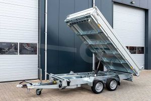 Humbaur 3-zijdige kipper met oprijplaten HTK 2000.27, Lxb 267x150cm, Bruto 2000kg (1335kg netto), Handmatige bediening, Lvh 75cm, Borden 35cm, Tandemas geremd, Banden 155/80R13