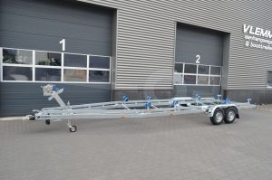 Vlemmix boottrailer, 920x255cm (lxb), bruto 3500kg (netto 2800kg), tandemas geremd.