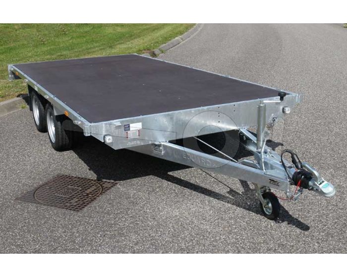 Eduard vlakke plateauwagen zonder borden, type 2615-2-PV-075-56, afmeting 260x150cm, bruto laadvermogen 750kg, laadvloerhoogte 56cm, ongeremde tandemasser