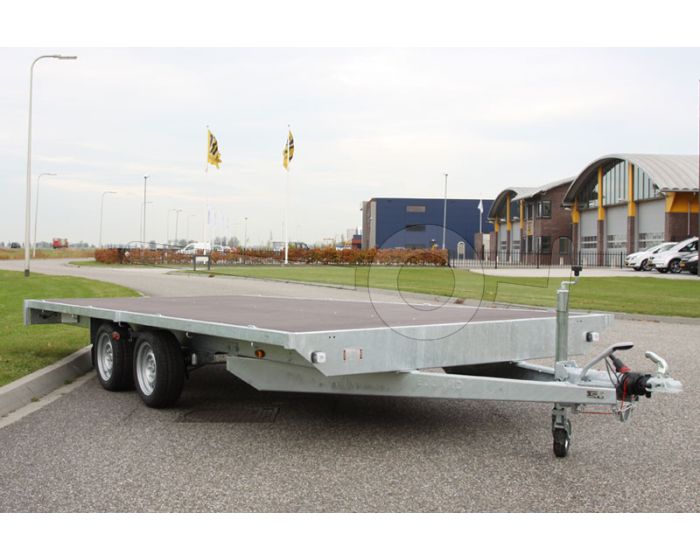 Eduard vlakke plateauwagen zonder laadborden. Afmeting 406x200cm. Laadvloerhoogte 56cm. Bruto laadvermogen 2000kg.