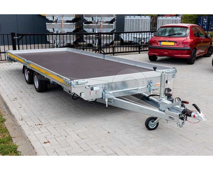 Voorkant 5 meter Eduard kantelbare autoambulance 506x200cm 3500kg laadvloerhoogte 63cm 5020-4-AOB10-350-J-63