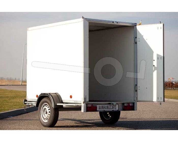 Power Trailer enkelas gesloten aanhangwagen, afmeting 225x125x150cm, bruto laadvermogen 1000kg