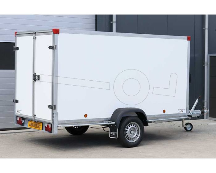 Geremde enkelasser Power Trailer gesloten aanhangwagen 307x180x188 cm met een bruto laadvermogen van 1350 kg.