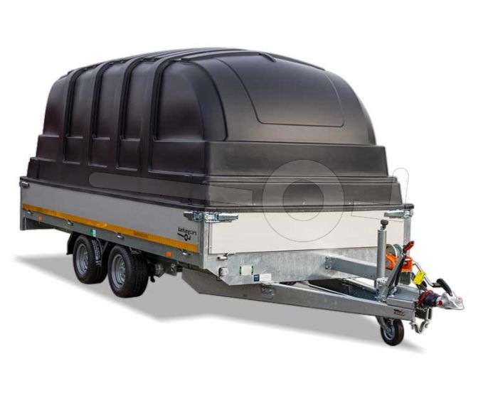Zwarte kunststof kap op een Eduard plateauwagen of multitransporter met een laadbak van 406x180cm . Inwendige hoogte van de kap is circa 155cm hoog vanaf de laadvloer.