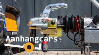 Koppeling van een aanhanger met ondergebouwd DoubleLock disselslot op de trekhaak van een auto